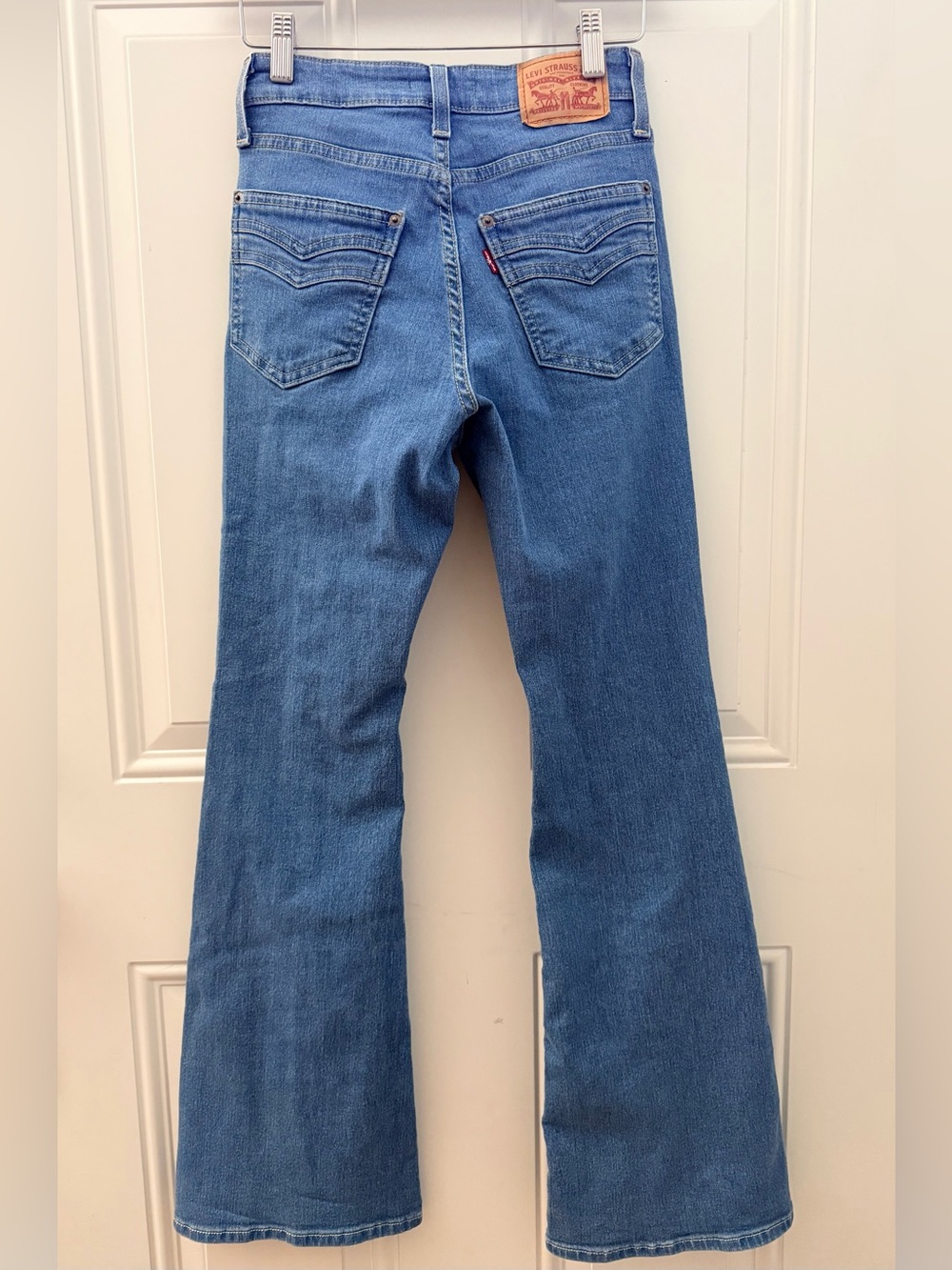 Levi's 726 Flared Denim Jeans - Picture 7 of 7